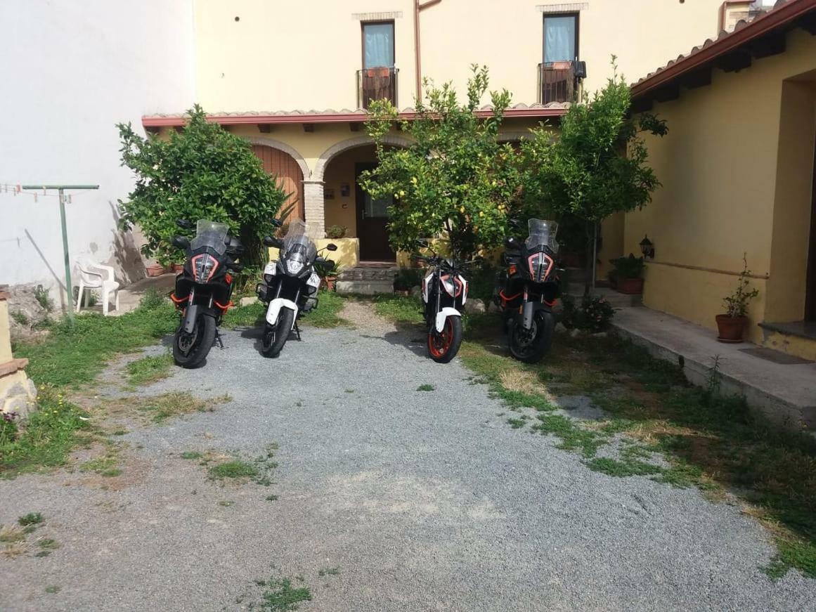 B&B Gli Archi Sinnai Exterior foto